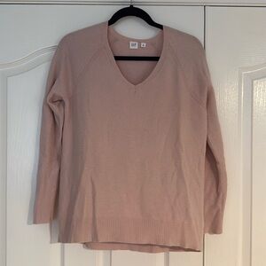 Gap Sweater Medium